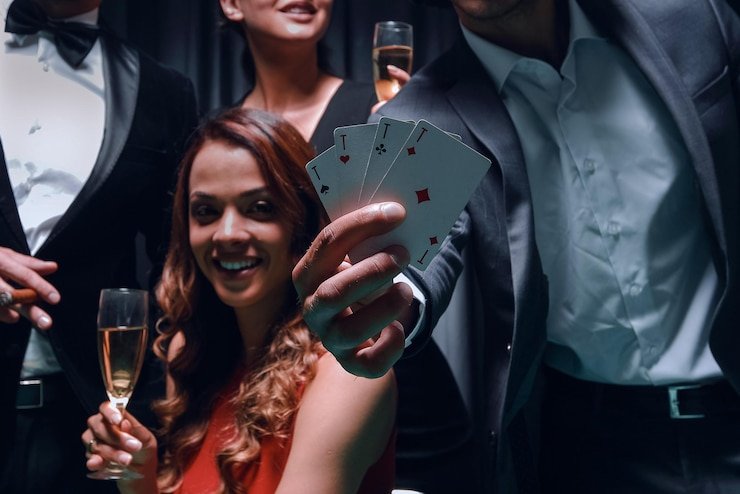 ফোনে 66zz casino ক্রেজি হুইল পাঠ